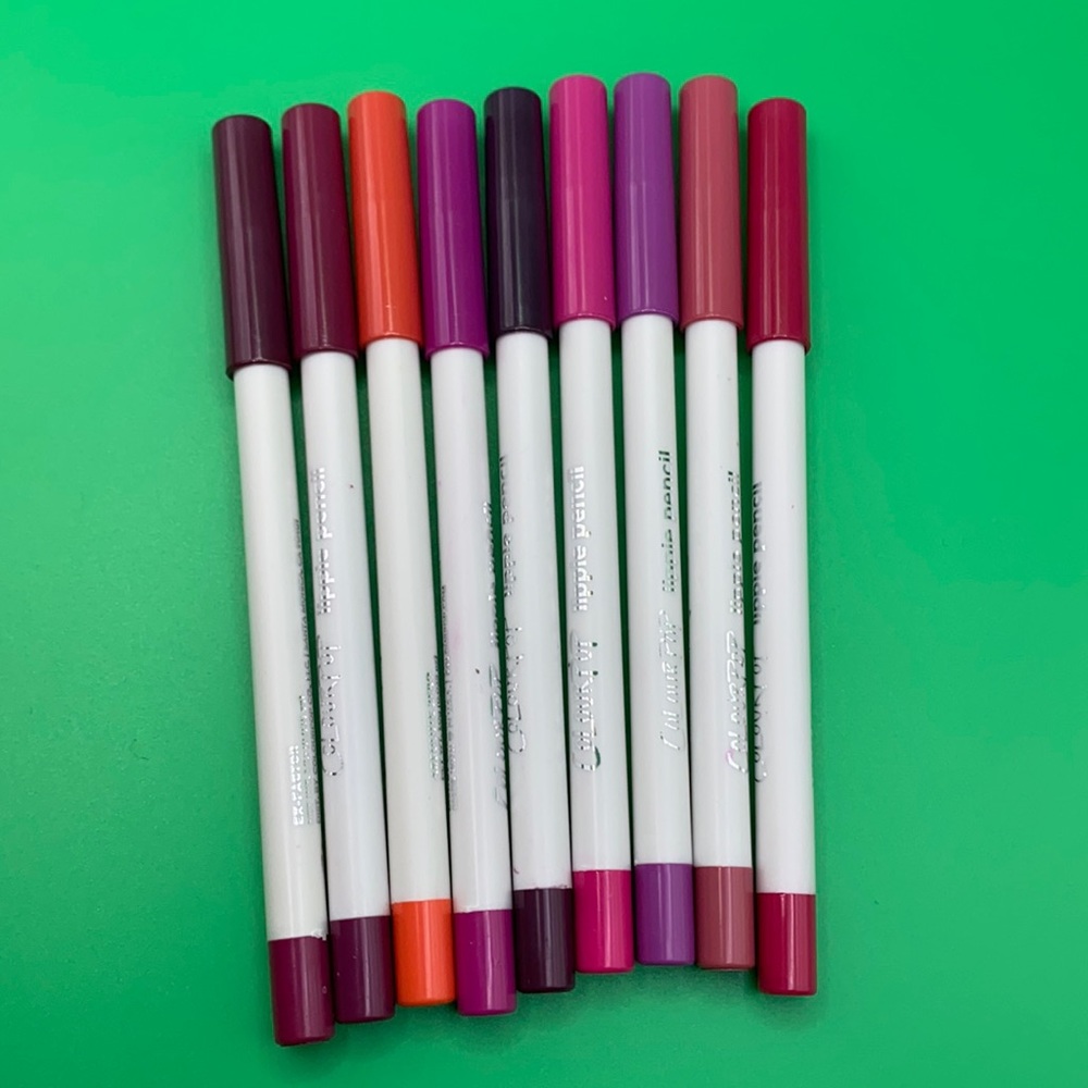 ✨9 BRAND NEW COLOURPOP LIP LINERS ✨